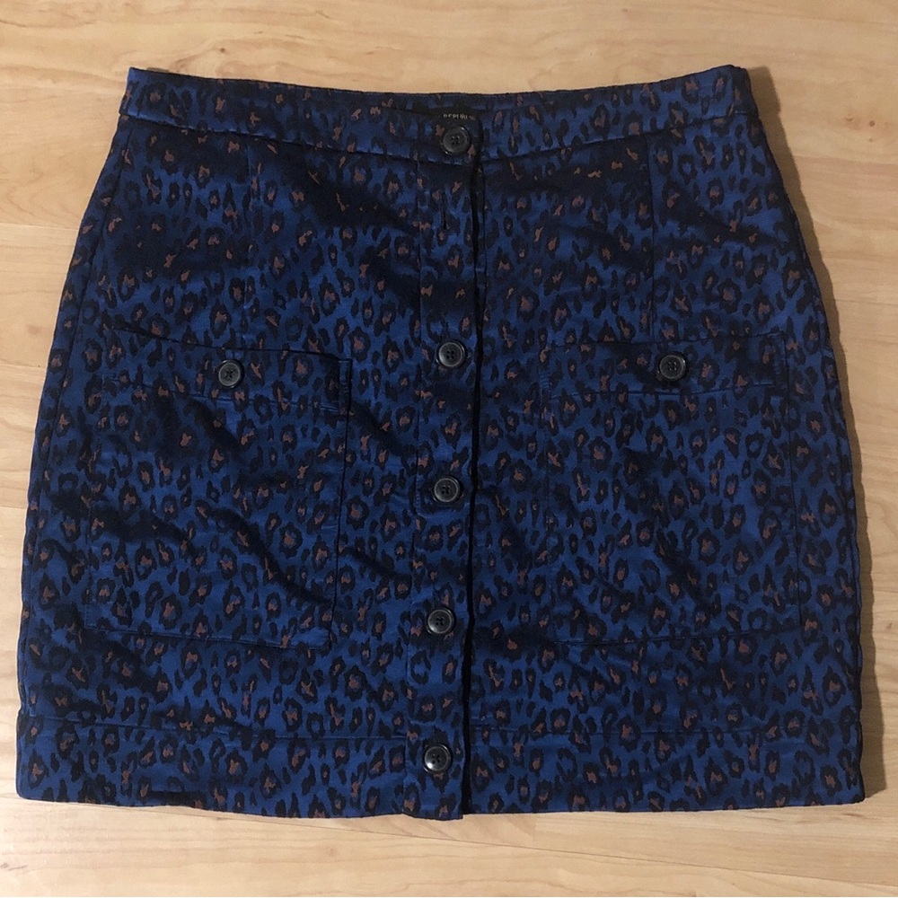 Banana Republic Blue and Black Leopard Print Pencil Skirt
